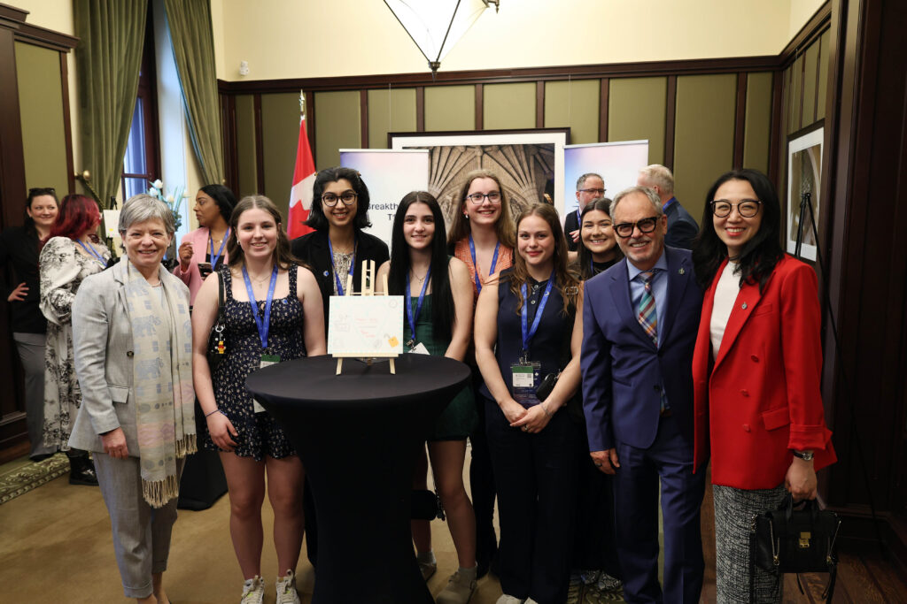 BreakthroughT1D delegates on Parliament Hill 